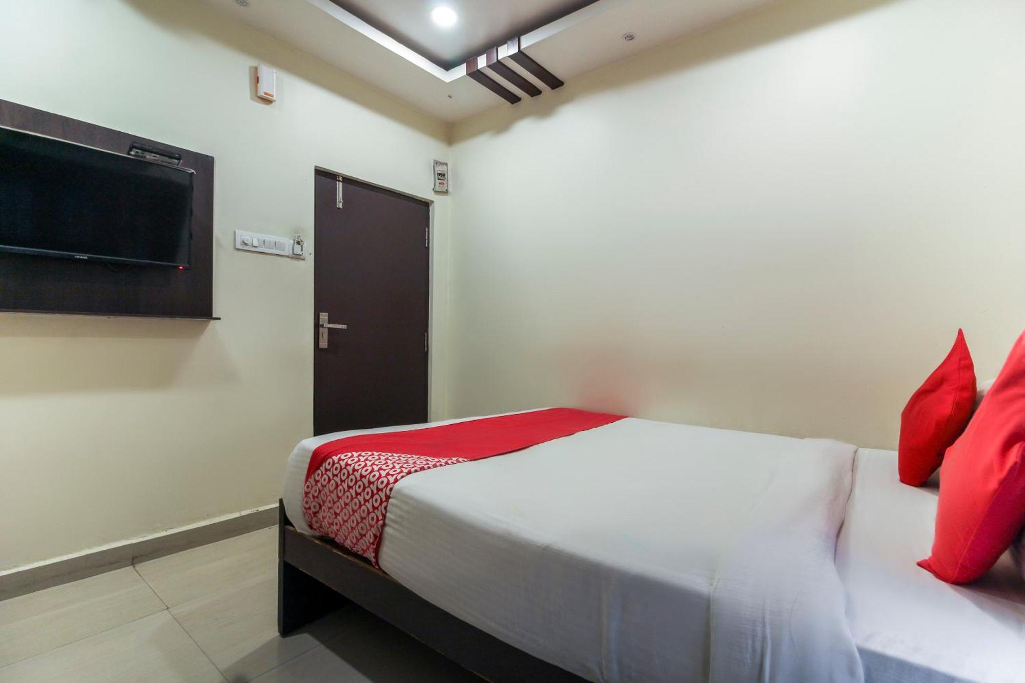 Hotel O Sri Harsha Residency Near Jntu Metro Hyderabad Exterior photo