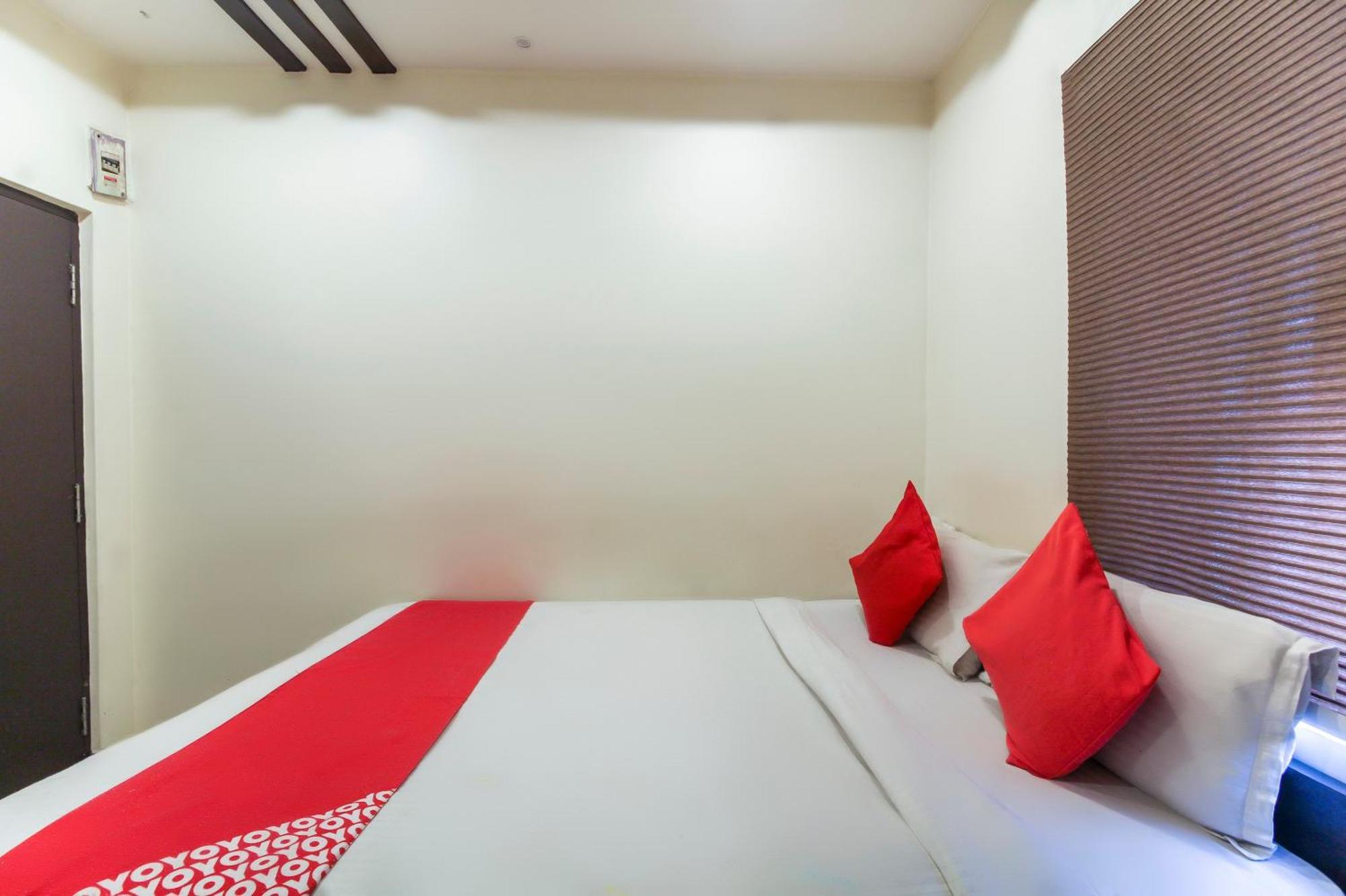 Hotel O Sri Harsha Residency Near Jntu Metro Hyderabad Exterior photo