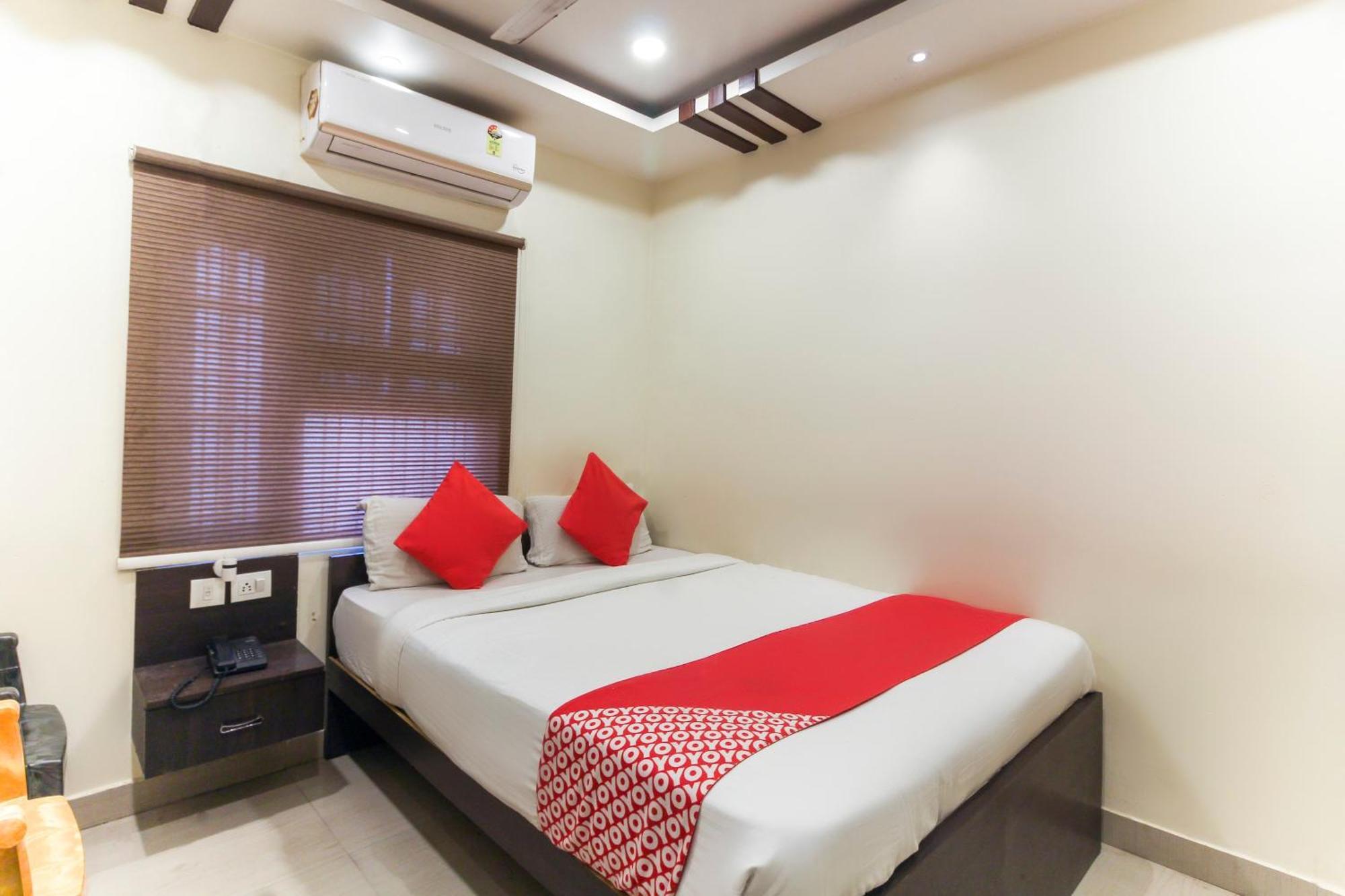 Hotel O Sri Harsha Residency Near Jntu Metro Hyderabad Exterior photo