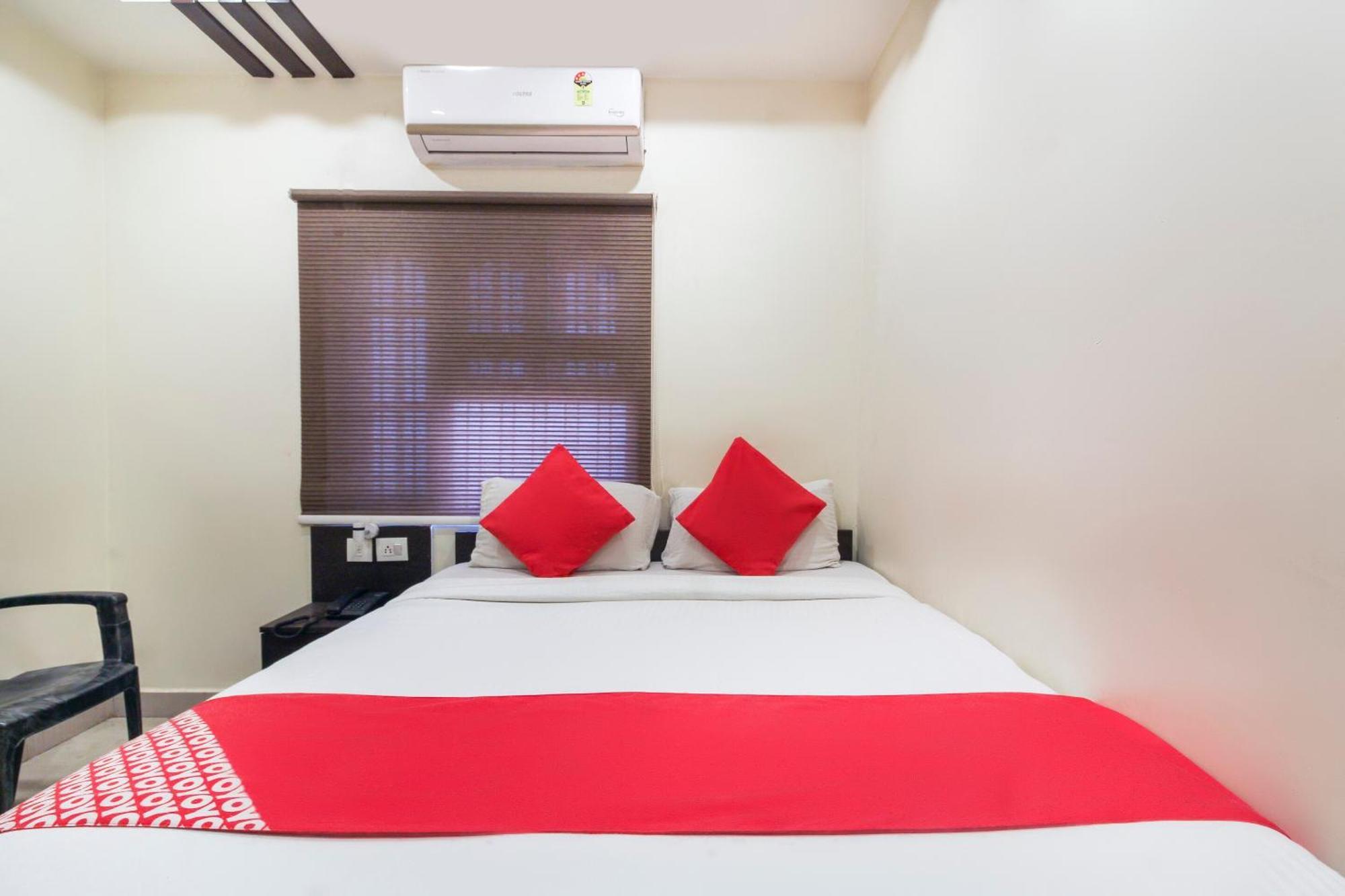 Hotel O Sri Harsha Residency Near Jntu Metro Hyderabad Exterior photo